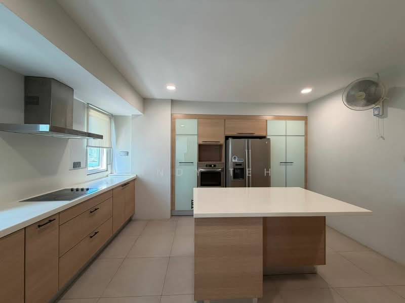 Condominium for Rent at 8 Gurney (The Shore Condominium) - Cindy Teh - Kitchen - PropertyGuru.com.my