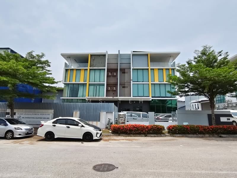 Semi-D Factory for Sale in Aman Perdana (Kapar) - Ms Teh - Exterior - PropertyGuru.com.my