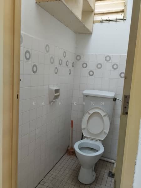 Apartment for Sale at Turquoise Apartment - Kaze Kang - Bathroom - PropertyGuru.com.my