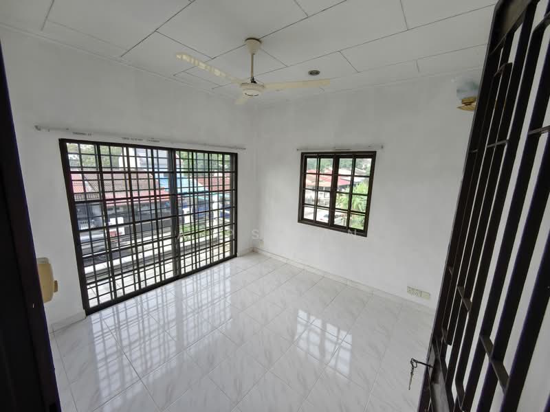 Semi-Detached House for Rent in SS 3, Taman Universiti (Petaling Jaya) - Alps Tan - Interior - PropertyGuru.com.my
