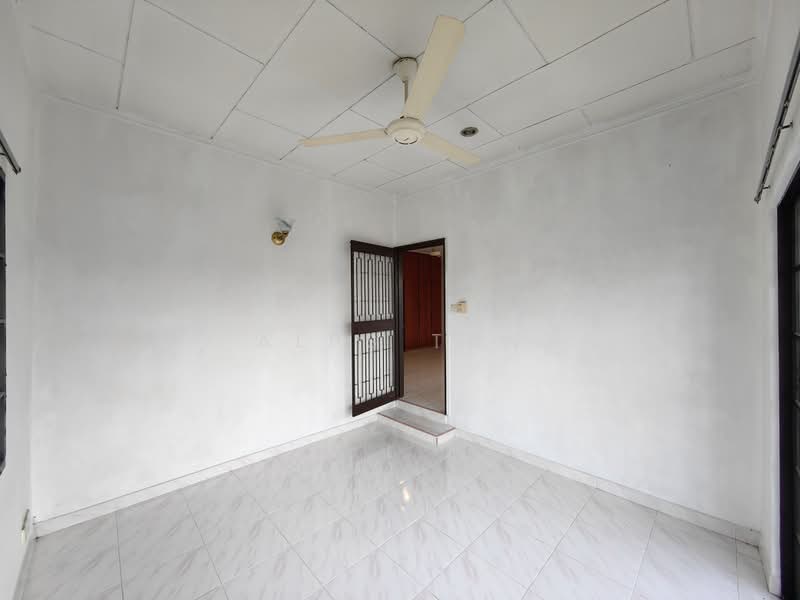 Semi-Detached House for Rent in SS 3, Taman Universiti (Petaling Jaya) - Alps Tan - Interior - PropertyGuru.com.my