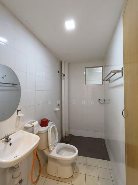 Apartment for Sale at Seri Jati - Evan Chan - Bathroom - PropertyGuru.com.my