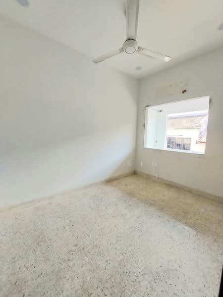 1-storey Terraced House for Sale in Taman Rinting (Masai) - Joan Sin - PropertyGuru.com.my