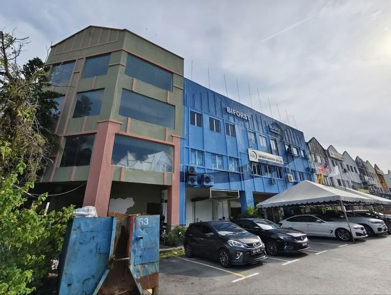 Shop for Rent in Taman Pinggiran Putra (Seri Kembangan) - Kent Tan - Exterior - PropertyGuru.com.my