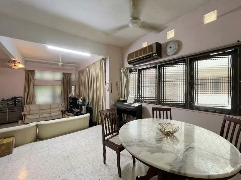 Semi-Detached House for Sale in Taman Mewah (Alor Setar) - Ryan Ooi - Living Room - PropertyGuru.com.my