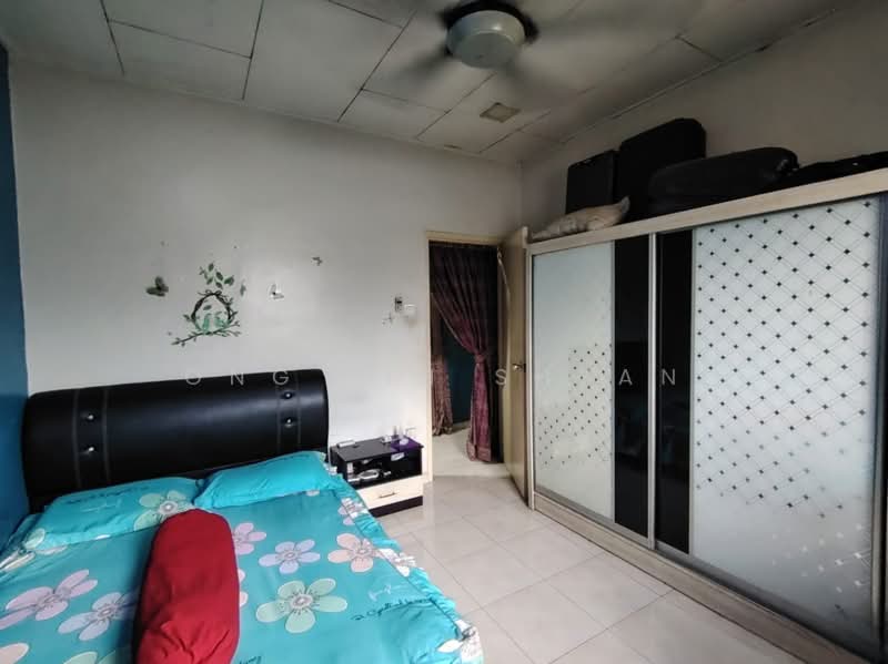 2-storey Terraced House for Sale in Taman Pulai Jaya (Kulai) - Ong Lih Shyan - Bedroom - PropertyGuru.com.my