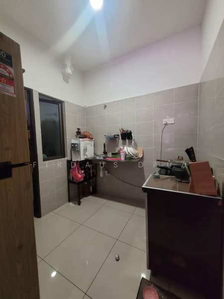 Kondominium untuk Dijual di Residensi Zamrud - Firdaus Dauz - PropertyGuru.com.my