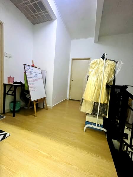 Rumah Teres 2 Tingkat untuk Dijual di Ehsan Jaya (Johor Bahru) - Calvin Lee - PropertyGuru.com.my