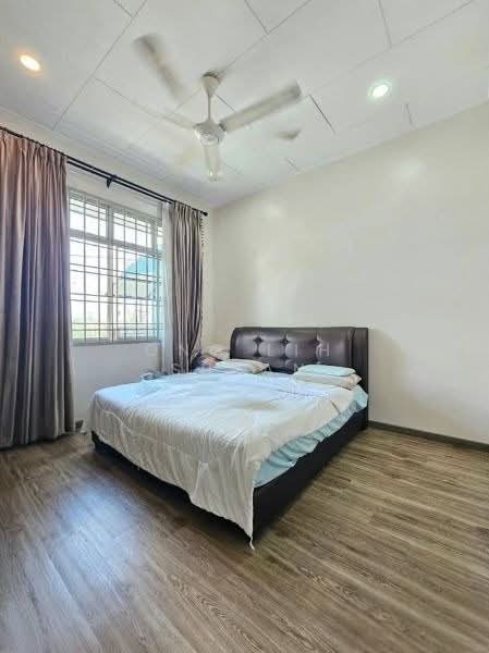 Rumah Berkembar untuk Dijual di Taman Bukit Jaya (Ulu Tiram) - Ong Lih Shyan - Bedroom - PropertyGuru.com.my