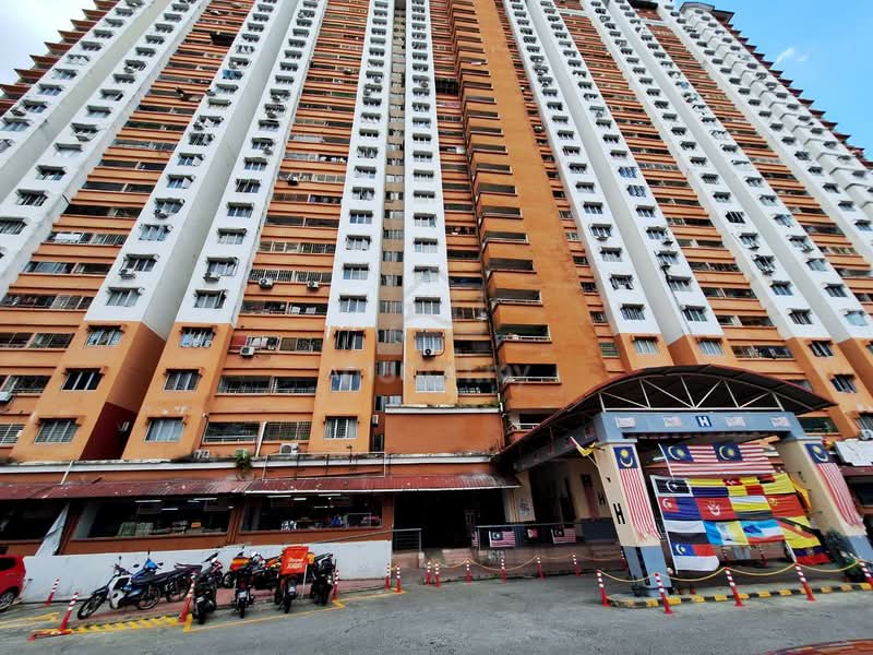 Rumah Flat untuk Disewa di Flora Damansara Flat - AINA . - Exterior - PropertyGuru.com.my