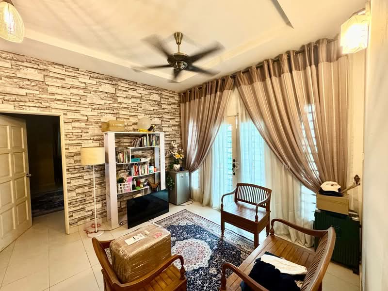 Rumah Teres 2 Tingkat untuk Dijual di U12, Taman Cahaya Alam (Shah Alam) - Ahmad Muslim - PropertyGuru.com.my
