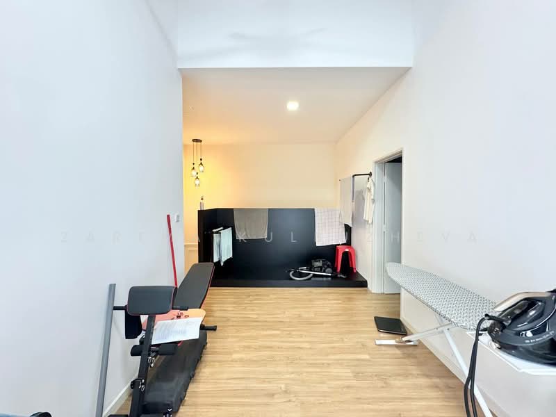 2-storey Terraced House for Sale in Taman Cahaya Alam (Shah Alam) - Zarema Kulbuzheva - Interior - PropertyGuru.com.my