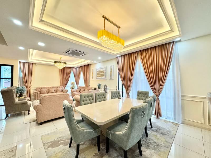 2-storey Terraced House for Sale in Taman Cahaya Alam (Shah Alam) - Zarema Kulbuzheva - Living Room - PropertyGuru.com.my