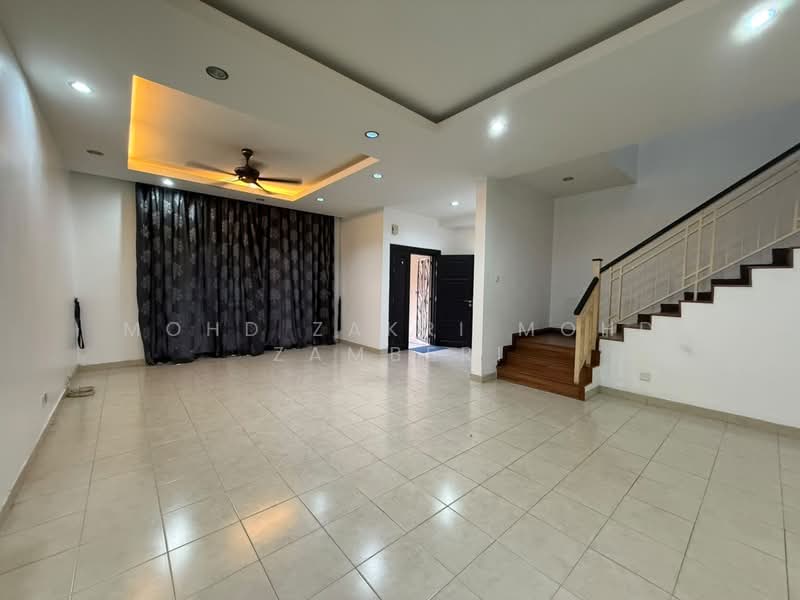 2-storey Terraced House for Rent in Denai Alam (Shah Alam) - Mohd Zakri Mohd Zamberi - Living Room - PropertyGuru.com.my