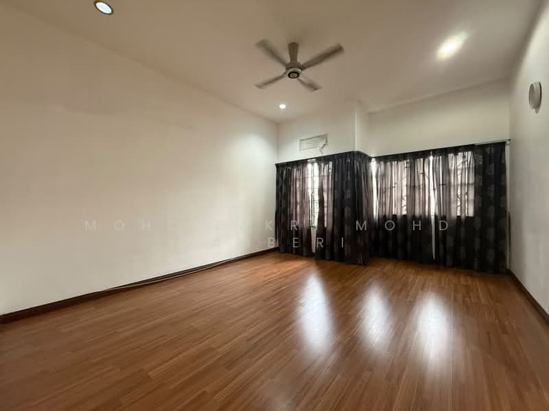 2-storey Terraced House for Rent in Denai Alam (Shah Alam) - Mohd Zakri Mohd Zamberi - Living Room - PropertyGuru.com.my