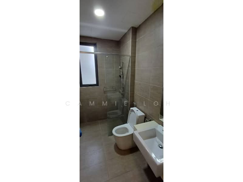 Servis Apartment untuk Disewa di Citizen @ Old Klang Road - Cammie Loh - Bathroom - PropertyGuru.com.my