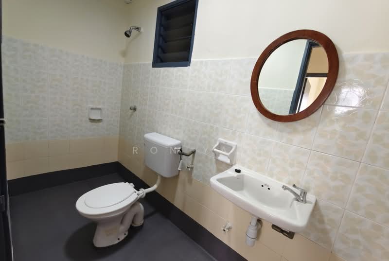 Condominium for Rent at Menara Menjalara - Ron Yap - Bathroom - PropertyGuru.com.my