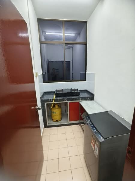Pangsapuri untuk Disewa di Prima Regency - Louis Tan - Kitchen - PropertyGuru.com.my
