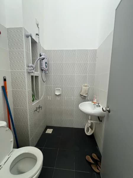 2-storey Terraced House for Sale in Setia Eco Gardens (Gelang Patah) - Winnie Ng - Bathroom - PropertyGuru.com.my