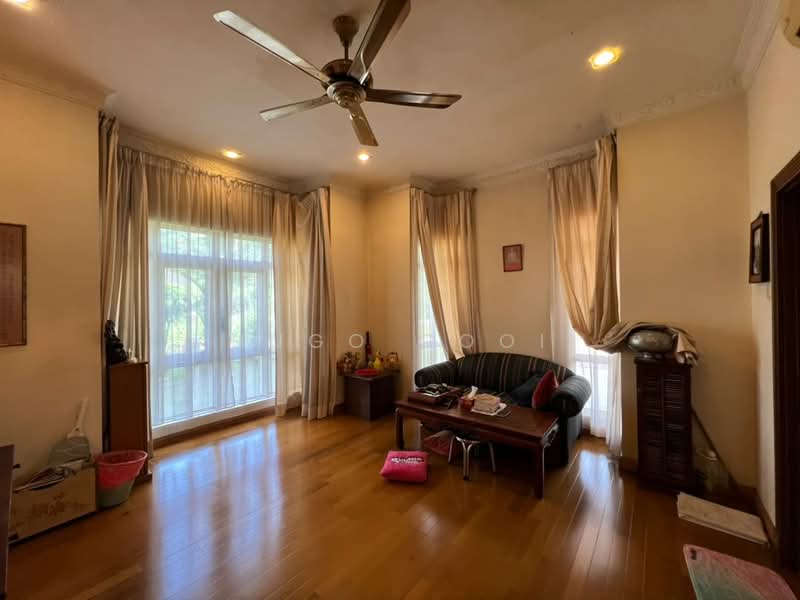 Bungalow for Rent in Seri Kembangan (Selangor) - Hugo Gooi - Living Room - PropertyGuru.com.my