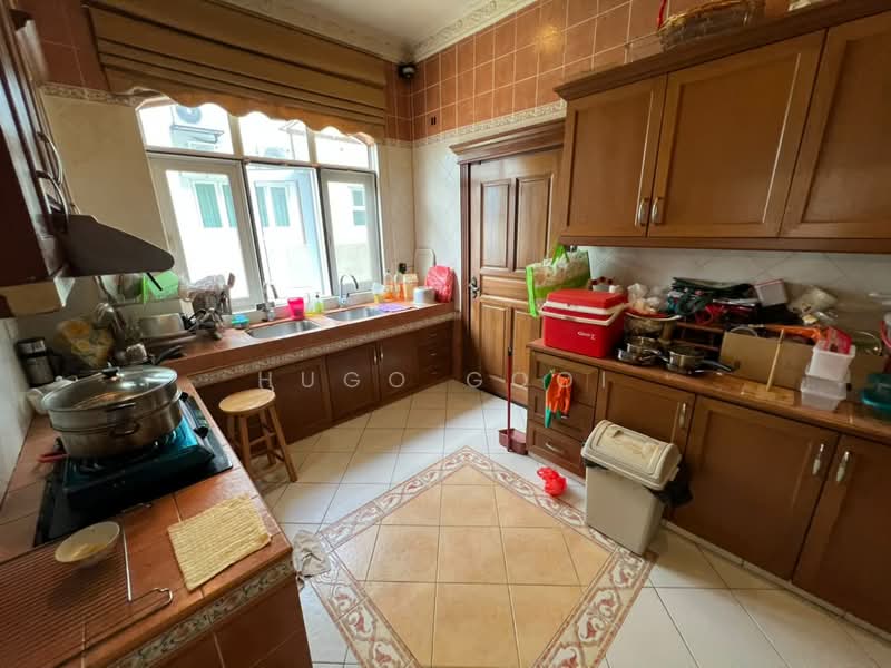 Bungalow for Rent in Seri Kembangan (Selangor) - Hugo Gooi - Kitchen - PropertyGuru.com.my