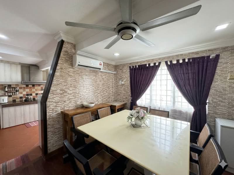 1.5-storey Terraced House for Sale in Usj 2 (Subang Jaya) - Tengku Zairi - PropertyGuru.com.my