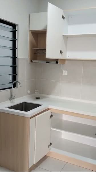 Apartment for Rent at Residensi Max - BC TAN - Kitchen - PropertyGuru.com.my