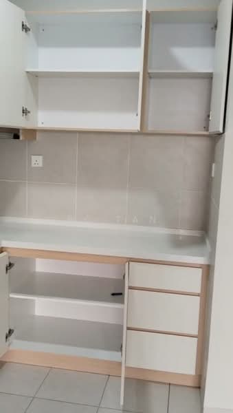 Apartment for Rent at Residensi Max - BC TAN - Kitchen - PropertyGuru.com.my