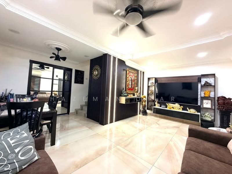 2-storey Terraced House for Sale in Kapar (Selangor) - Hazeman Omar - Living Room - PropertyGuru.com.my