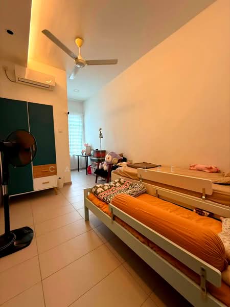 Rumah Teres 2 Tingkat untuk Dijual di Taman Dato' Chellam (Ulu Tiram) - Calvin Lee - PropertyGuru.com.my