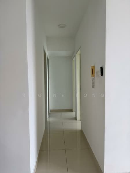Servis Apartment untuk Disewa di Damai Hillpark - Regine Kong - Corridor - PropertyGuru.com.my