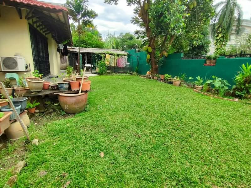 Bungalow for Sale in Petaling Jaya (Selangor) - Reena Sarif - Exterior - PropertyGuru.com.my