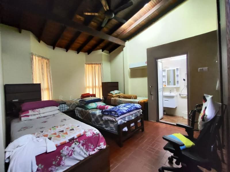 Bungalow for Sale in Petaling Jaya (Selangor) - Reena Sarif - Bedroom - PropertyGuru.com.my