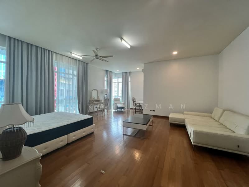 Kondominium untuk Disewa di The Pearl KLCC - Atikah Azman - Living Room - PropertyGuru.com.my