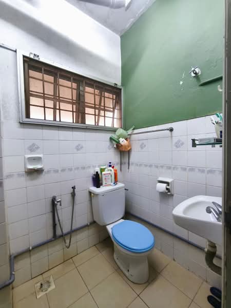 2.5-storey Terraced House for Sale in Bandar Baru Sri Petaling (Sri Petaling) - Yenn Chong - Bathroom - PropertyGuru.com.my