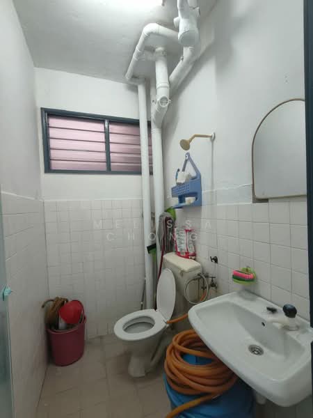 Apartment for Rent at Greenview Apartment - Melissa Chong - Bathroom - PropertyGuru.com.my