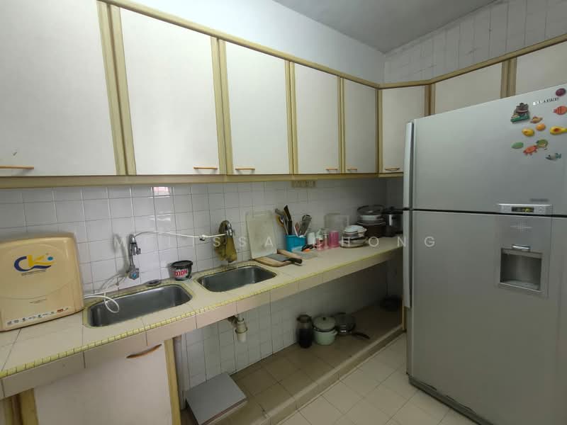 Apartment for Rent at Greenview Apartment - Melissa Chong - Kitchen - PropertyGuru.com.my