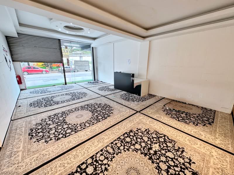 Kedai / Pejabat untuk Disewa di Seri Kembangan (Selangor) - Herman Sazwan Nor Rahim - Interior - PropertyGuru.com.my