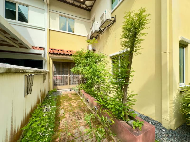 Rumah Berkembar untuk Dijual di Setia Alam (Selangor) - Reena Sarif - PropertyGuru.com.my