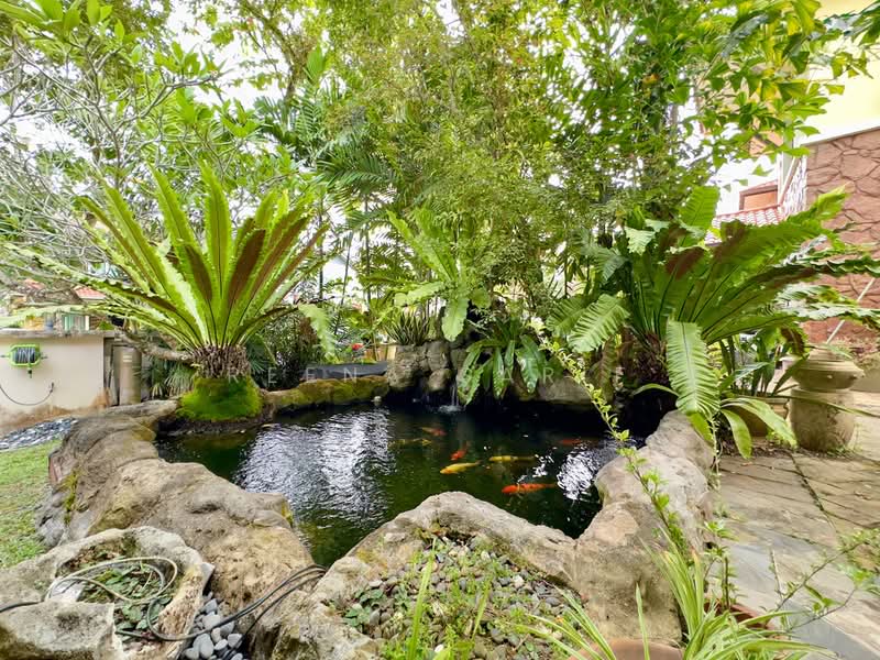 Rumah Berkembar untuk Dijual di Setia Alam (Selangor) - Reena Sarif - Garden - PropertyGuru.com.my