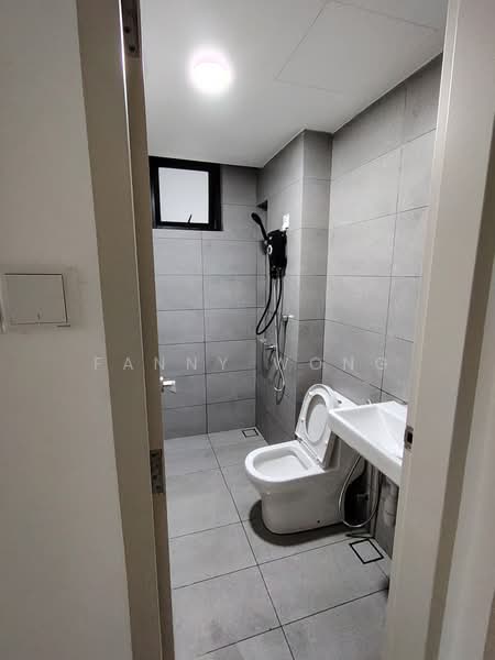 Apartment for Rent at Vivo Executive Apartment - Fanny Wong - Bathroom - PropertyGuru.com.my
