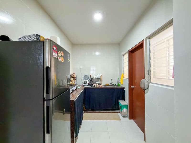 Apartment for Sale at Seri Warisan - Ilman Nahri - Kitchen - PropertyGuru.com.my