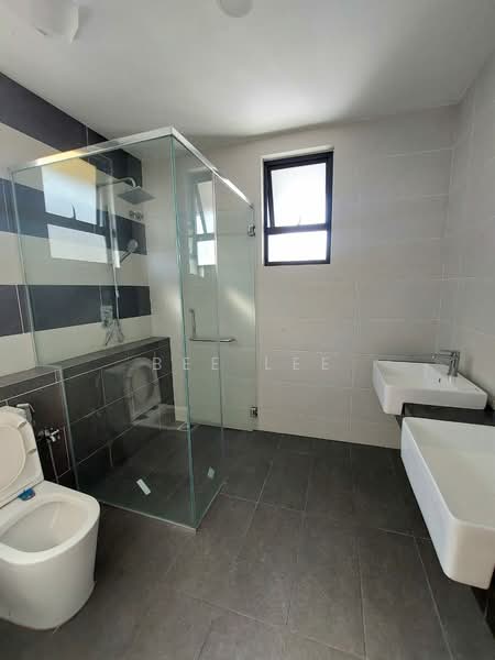 Semi-Detached House for Rent in Setia Alam (Selangor) - Bee Lee - Bathroom - PropertyGuru.com.my