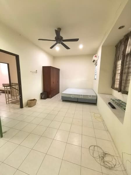 2-storey Terraced House for Sale in Puncak Tambun Indah (Tambun) - Kelvin Chong - Bedroom - PropertyGuru.com.my