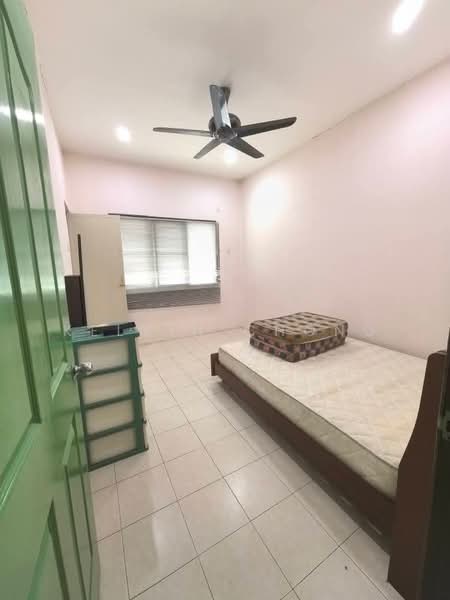 2-storey Terraced House for Sale in Puncak Tambun Indah (Tambun) - Kelvin Chong - Bedroom - PropertyGuru.com.my