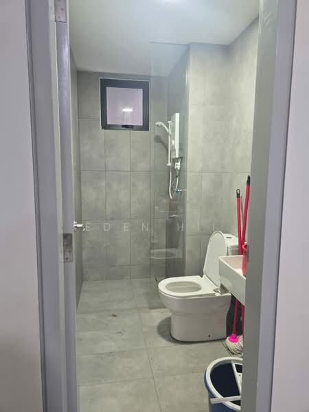 Servis Apartment untuk Dijual di Emerald 9 - Eden Hii - Bathroom - PropertyGuru.com.my
