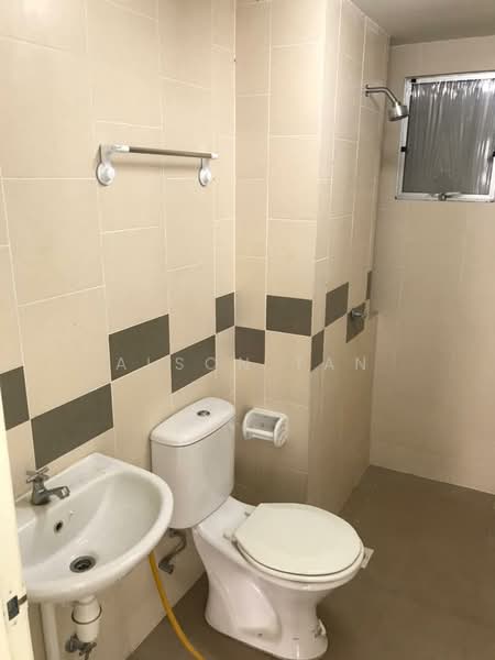 Apartment for Rent at Pangsapuri Seri Mutiara - Alson Tan - Bathroom - PropertyGuru.com.my