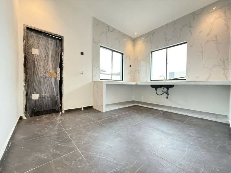 Semi-Detached House for Sale in Masai (Johor) - Edward Siow - Kitchen - PropertyGuru.com.my