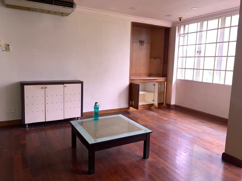 2-storey Terraced House for Sale in Taman Wawasan (Puchong) - Kai Chan - Living Room - PropertyGuru.com.my