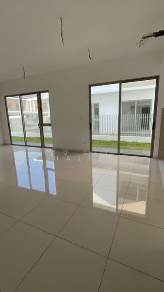 2-storey Terraced House for Rent in Bandar Gamuda Cove (Dengkil) - Mu'izz Halim - Living Room - PropertyGuru.com.my